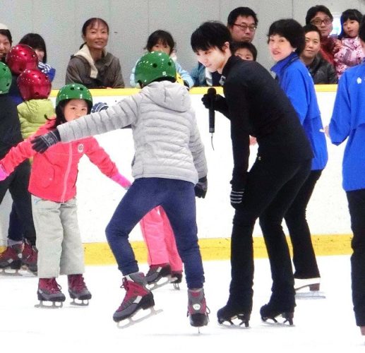 羽生結弦　真夏の氷上カーニバル　スケート教室
